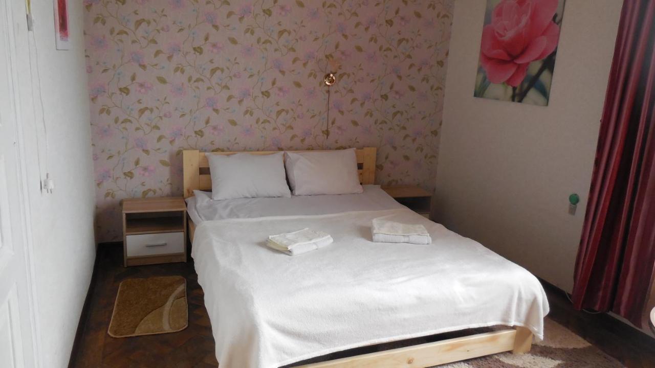 2 Room Apartment Near Opera House Λβιβ Εξωτερικό φωτογραφία