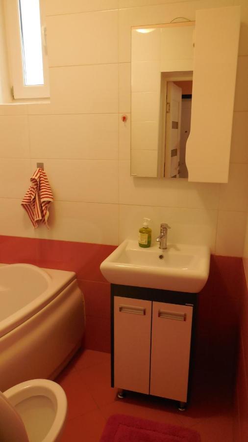 2 Room Apartment Near Opera House Λβιβ Εξωτερικό φωτογραφία